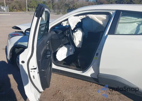 2019 Toyota C-Hr Le z USA, uszkodzony, nr VIN NMTKHMBX2KR074926